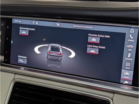 2018 Porsche Panamera - thumbnail 26