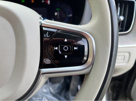 2023 Volvo XC60 - thumbnail 27