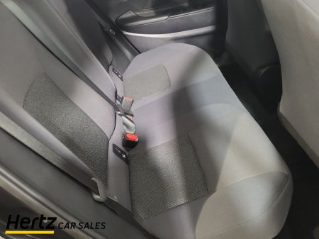 2024 Toyota C-HR - thumbnail 16