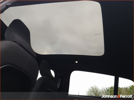 2023 Volvo C40 - thumbnail 18