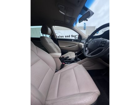 2018 Hyundai Tucson - thumbnail 17