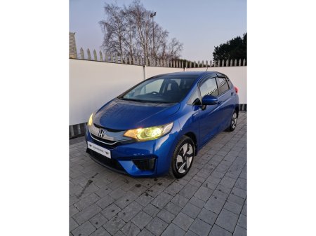 2013 Honda Fit 1.3 PETROL AUTO HYBRID €7,995 thumbnail