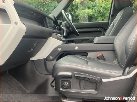 2023 Land Rover Defender 110 2.0 Si4 PHEV S €82,900