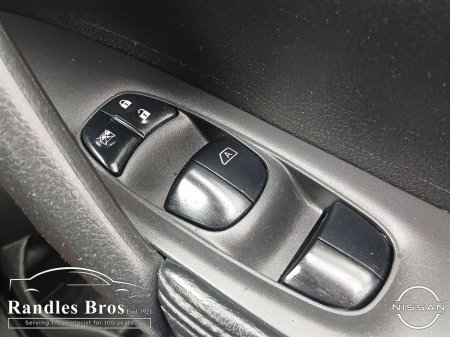 2016 Nissan X-Trail - thumbnail 19