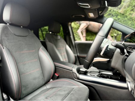 2023 Mercedes-Benz GLA Class - thumbnail 12