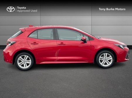 2023 Toyota Corolla Hatchback 5dr Hybrid - Luna Edition - SPECIAL OFFER UNIT - 1.8 Automatic - 1 Owner // Remote Central Locking // Front Electric Windows // Rear Electric Windows // Electric Mirrors // Heated Mirrors €24,899