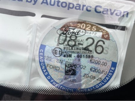 2013 Ford Fiesta - thumbnail 16