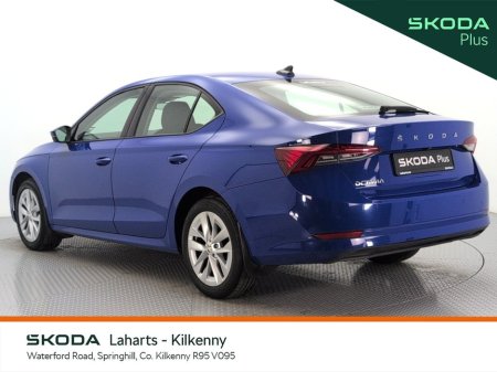 2023 Skoda Octavia AMBITION 2.0TDI 115HP DSG €28,950 thumbnail
