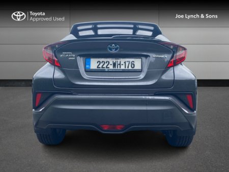 2022 Toyota C-HR C-HR 1.8 HYBRID SPORT €28,495
