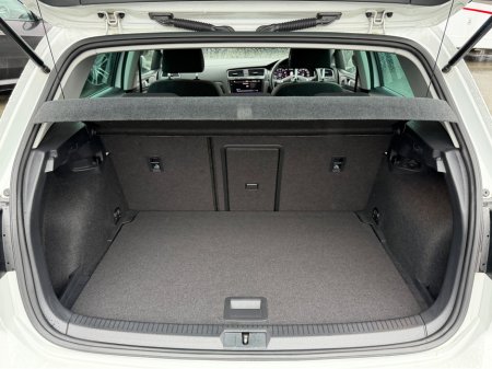 2018 Volkswagen Golf (182) 1.2 TSI COMFORTLINE TECH EDITION €20,950 thumbnail