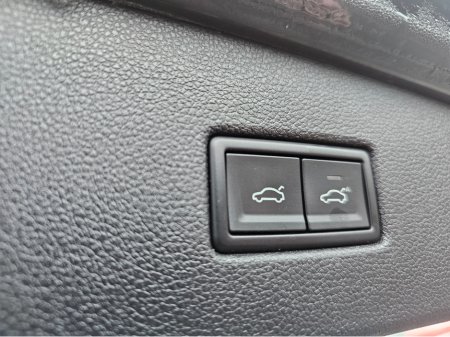 2019 Volkswagen Tiguan R-LINE 2.0 TDI MANUAL 6SPEED FWD 150HP 5DR €27,950 thumbnail