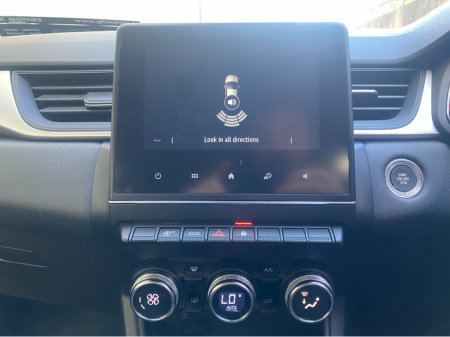 2023 Renault Captur - thumbnail 9