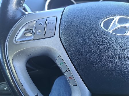 2013 Hyundai ix35 - thumbnail 18