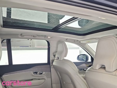 2023 Volvo XC90 - thumbnail 18