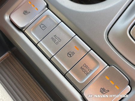 2022 Hyundai Kona EV Premium 64 kWh €21,850 thumbnail