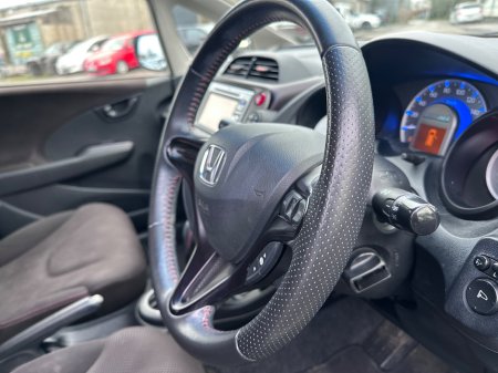 2013 Honda Fit  €7,350 thumbnail