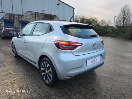 2023 Renault Clio EQUILIBRE TCE 90 CVT DFUL DFULL MY2 €17,950 thumbnail