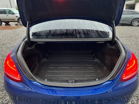 2016 Mercedes-Benz C Class  €19,950 thumbnail