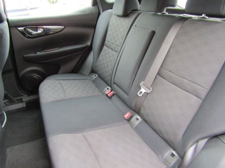 2014 Nissan Qashqai - thumbnail 16