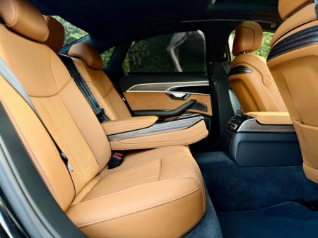2024 Audi A8 - thumbnail 12