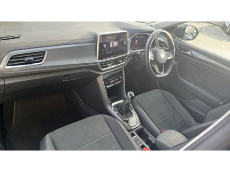 2023 Volkswagen T-Roc - thumbnail 3