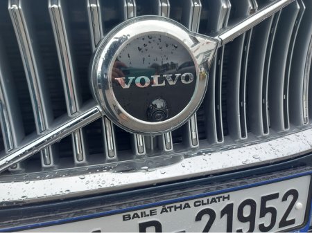 2023 Volvo XC90 - thumbnail 11