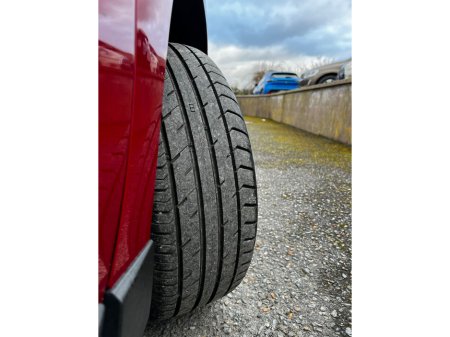 2018 Peugeot 2008 - thumbnail 8