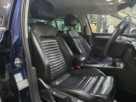 2016 Volkswagen Passat 2.0 TDI 150HP Highline BE €10,950 thumbnail