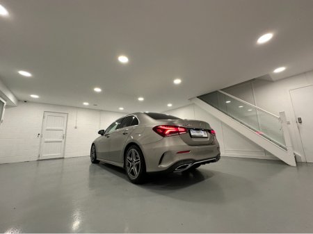 2021 Mercedes-Benz A Class (211) A200D AMG AUTO €31,950 thumbnail