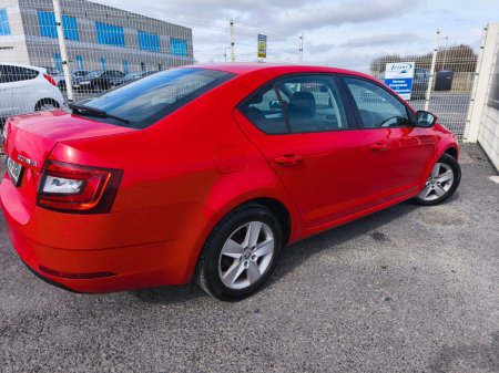 2018 Skoda Octavia - thumbnail 9