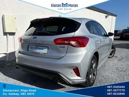 2019 Ford Focus - thumbnail 5