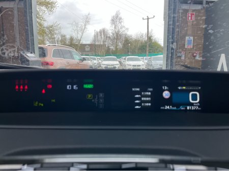 2022 Toyota Prius - thumbnail 17