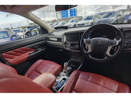 2018 Mitsubishi Outlander - thumbnail 13