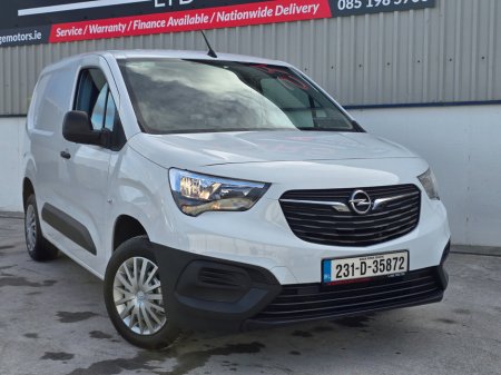 2023 Opel Combo - thumbnail 1