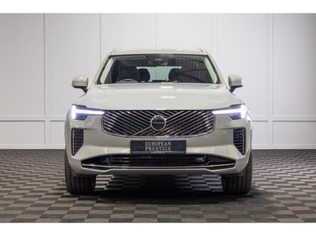 2025 Volvo XC90 - thumbnail 2