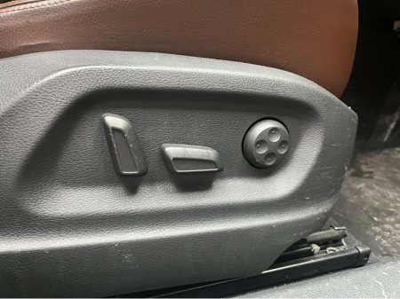 2013 Volkswagen Tiguan - thumbnail 10