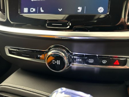 2026 Volvo V60 - thumbnail 18