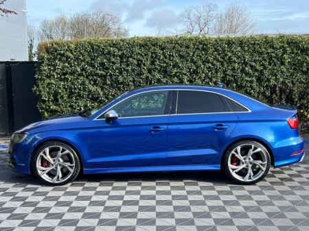 2015 Audi S3 - thumbnail 3