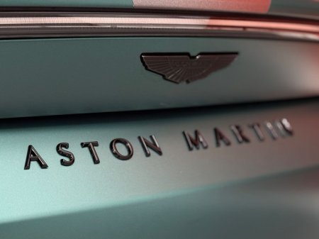 2024 Aston Martin Vantage F1 EDITION V8 thumbnail