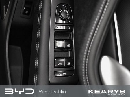 2026 BYD Sealion 7 Order your 261 Sealion 7 Comfort Black today! thumbnail