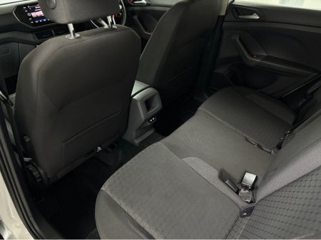 2021 Volkswagen T-Cross - thumbnail 16