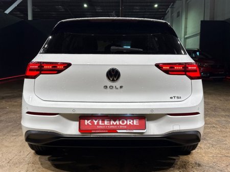 2021 Volkswagen Golf ETSI ACTIVE - FACTORY ALLOYS - DIGITAL DASH - PADDLE SHIFT - REVERSE CAMERA €23,950 thumbnail