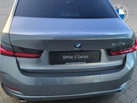 2026 BMW 3 Series - thumbnail 5