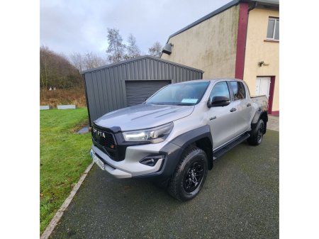 2025 Toyota Hilux  €54,995