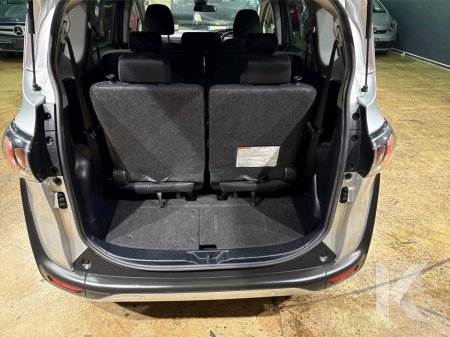 2020 Toyota Sienta - thumbnail 11