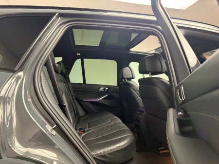 2021 BMW X5 45E M SPORT XDRIVE €59,990 thumbnail