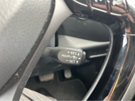 2023 Toyota C-HR - thumbnail 17