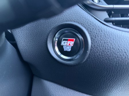 2023 Toyota C-HR 1.8 HYBRID GR Sport €35,000 thumbnail