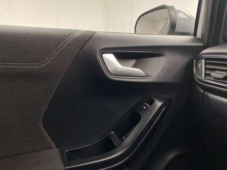 2023 Ford Puma - thumbnail 12