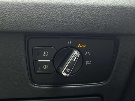 2018 Volkswagen Passat - thumbnail 20